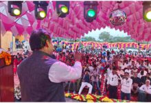 Pratapgarh News, RK Verma MLA, Vishwanathganj News, Bhagwati Public School Event, SP MLA News, UP Politics News, School Annual Function Pratapgarh
