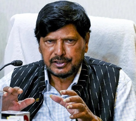 UP News-पेपरलीक प्रकरण में केन्द्रीय शिक्षा मंत्री को इस्तीफा देने की कोई जरूरत नहीं: रामदास आठवले