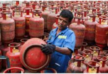 Uttar Pradesh Fuel Supply, Petrol Diesel Availability UP, Indian Oil News, BPCL News, HPCL News, Fuel Supply Uttar Pradesh, Petrol Diesel Shortage Rumours, LPG Supply UP, OMCs Fuel Update, Uttar Pradesh Petrol Pump News, उत्तर प्रदेश, पेट्रोल-डीजल, एलपीजी, इंडियनऑयल, बीपीसीएल, एचपीसीएल, ईंधन आपूर्ति, तेल कंपनियां, लखनऊ, यूपी समाचार, पेट्रोल पंप, ऊर्जा क्षेत्र, OMCs, फ्यूल अपडेट, ब्रेकिंग न्यूज