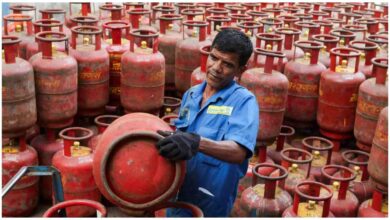 Uttar Pradesh Fuel Supply, Petrol Diesel Availability UP, Indian Oil News, BPCL News, HPCL News, Fuel Supply Uttar Pradesh, Petrol Diesel Shortage Rumours, LPG Supply UP, OMCs Fuel Update, Uttar Pradesh Petrol Pump News, उत्तर प्रदेश, पेट्रोल-डीजल, एलपीजी, इंडियनऑयल, बीपीसीएल, एचपीसीएल, ईंधन आपूर्ति, तेल कंपनियां, लखनऊ, यूपी समाचार, पेट्रोल पंप, ऊर्जा क्षेत्र, OMCs, फ्यूल अपडेट, ब्रेकिंग न्यूज