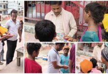 गोला गोकर्णनाथ, लखीमपुर खीरी, भोजन वितरण, सामाजिक सेवा, ब्रह्मादीन वर्मा, प्रभात किरण सामाजिक संस्थान पुण्यतिथि, उत्तर प्रदेश समाचार, गोला गोकर्णनाथ भोजन वितरण, ब्रह्मदीन वर्मा पुण्यतिथि, प्रभात किरण सामाजिक संस्थान, गरीबों को भोजन वितरण, गोला गोकर्णनाथ समाचार