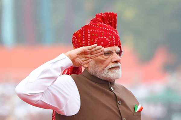 Independence Day 2026: लाल किले से PM मोदी का संबोधन, बोले- पहली बार ‘वंदे मातरम’ की गूंज