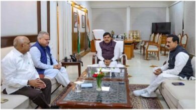 दतिया उपचुनाव बीजेपी, दतिया उपचुनाव, बीजेपी जिला संगठन भंग, दतिया बीजेपी, मध्य प्रदेश बीजेपी, कांग्रेस दतिया, घनश्याम सिंह, आशुतोष तिवारी, डॉ. नरोत्तम मिश्रा, मोहन यादव, मध्य प्रदेश राजनीति, दतिया उपचुनाव, बीजेपी, मध्य प्रदेश, बीजेपी जिला संगठन, रघुवीर सिंह कुशवाह, कांग्रेस, घनश्याम सिंह, आशुतोष तिवारी, डॉ. नरोत्तम मिश्रा, मोहन यादव, एमपी पॉलिटिक्स, विधानसभा उपचुनाव, राजनीतिक खबरें