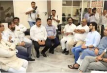 Maharashtra Politics, Eknath Shinde, Uddhav Thackeray, Shiv Sena, Shiv Sena UBT, Operation Tiger 4, Maharashtra News, Political News, Maharashtra Politics, महाराष्ट्र राजनीति, ठाकरे गुट के 14 विधायक, एकनाथ शिंदे, उद्धव ठाकरे, ऑपरेशन टाइगर-4, शिवसेना UBT, शिवसेना शिंदे गुट, महाराष्ट्र में सियासी हलचल, महाराष्ट्र विधानसभा, ठाकरे गुट के विधायक, शिंदे गुट में शामिल विधायक