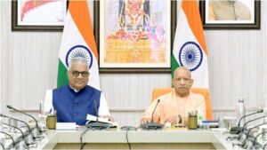 UP News, NCR Pollution, यूपी प्रदूषण नियंत्रण, CM Yogi, योगी आदित्यनाथ, भूपेंद्र यादव, Delhi NCR Air Pollution, उत्तर प्रदेश वायु प्रदूषण, पुराने वाहन प्रदूषण, इलेक्ट्रिक वाहन नीति यूपी, EV Bus, सड़क की धूल, औद्योगिक प्रदूषण, OCEMS, Construction Waste Management, Solid Waste Management, CAQM, Clean Air Survey