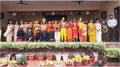 लिटिल एंजिल्स स्कूल पीलीभीत, पीलीभीत समाचार, स्कूल में दशहरा समारोह, रामायण की लीलाओं का मंचन, पीलीभीत में रावण दहन, दशहरा उत्सव 2026, स्कूल में रामायण मंचन, पीलीभीत, लिटिल एंजिल्स स्कूल, दशहरा समारोह, रामायण मंचन, रावण दहन, स्कूल समाचार, उत्तर प्रदेश समाचार